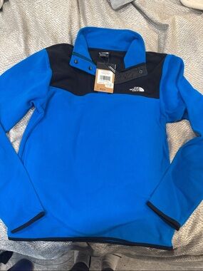 The North Face kids Blue and Black Snap Pullover Fleece